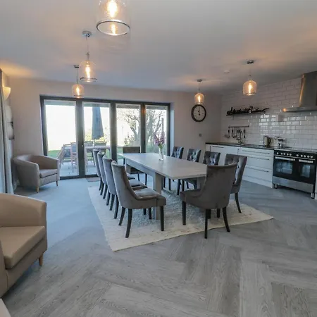 Voebroch וויטבי